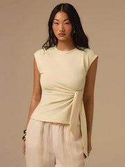 TIE-FRONT SOLID COLOR SHORT SLEEVE TOP